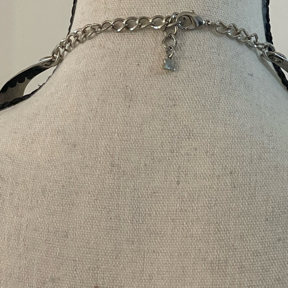 Unique silver tone necklace with chains! - Picture 3 of 6